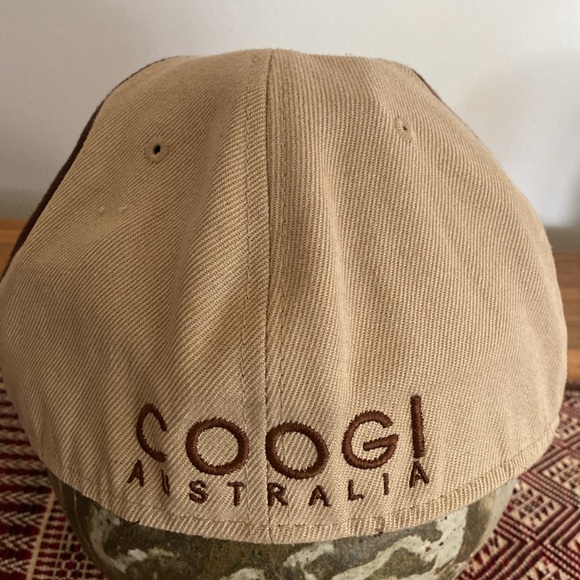 Coogi fitted cap - Picture 2 of 4
